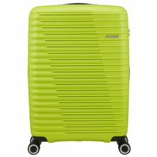 Carica l'immagine nel visualizzatore di Gallery, American Tourister Roadrush Trolley 77 cm Lime Green
