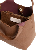 Carica l&#39;immagine nel visualizzatore di Gallery, Coccinelle C-Easy Small Cognac
