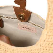 Carica l'immagine nel visualizzatore di Gallery, Coccinelle C-Me Summer Small Cr Natural/Cognac
