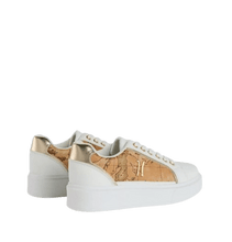 Carica l&#39;immagine nel visualizzatore di Gallery, Alviero Martini 1^ Classe Sneakers Sneaker in eco nappa con lati Geo Classic e logo 1C Bianche - STANGA Pelletteria
