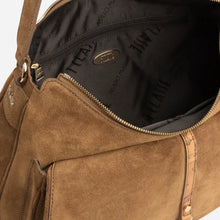 Carica l'immagine nel visualizzatore di Gallery, Alviero Martini 1^Classe Savage Leather Maxi Tracolla Con Patta Camoscio Beige - STANGA Pelletteria
