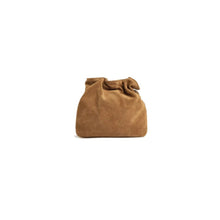 Carica l'immagine nel visualizzatore di Gallery, Alviero Martini 1^Classe Savage Leather Mini Secchiello Camoscio Terra Di Siena - STANGA Pelletteria
