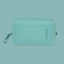 Carica l&#39;immagine nel visualizzatore di Gallery, American Tourister Necessaire Urban Groove Dusty Groove - STANGA Pelletteria
