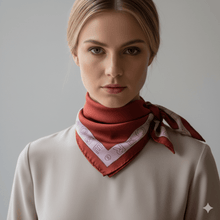 Carica l&#39;immagine nel visualizzatore di Gallery, Borbonese Foulad 90x90 Lavanda/Merlot - STANGA Pelletteria
