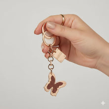 Carica l&#39;immagine nel visualizzatore di Gallery, Borbonese Portachiavi Di Metallo Farfalla Light Gold / Op Naturale - STANGA Pelletteria
