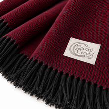 Carica l'immagine nel visualizzatore di Gallery, Cecchi e Cecchi Sciarpa in Puro Cashmere Abella Elegante Con Frange Bordeaux Nero - STANGA Pelletteria
