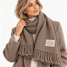 Carica l'immagine nel visualizzatore di Gallery, Cecchi e Cecchi Sciarpa in Puro Cashmere Abella Elegante Con Frange Salvia/Beige - STANGA Pelletteria
