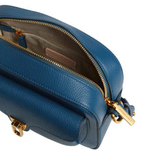 Carica l'immagine nel visualizzatore di Gallery, Coccinelle Beat Soft Small Deep Blue - STANGA Pelletteria
