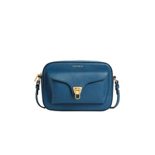 Carica l'immagine nel visualizzatore di Gallery, Coccinelle Beat Soft Small Deep Blue - STANGA Pelletteria

