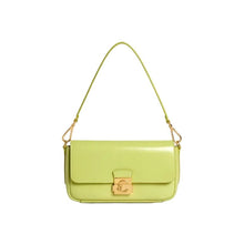 Carica l'immagine nel visualizzatore di Gallery, Coccinelle C - Me Lock Medium Green Glow - STANGA Pelletteria
