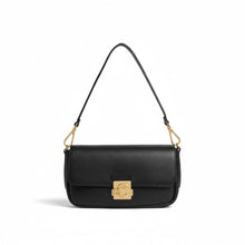 Carica l'immagine nel visualizzatore di Gallery, Coccinelle C - Me Lock Medium Nero - STANGA Pelletteria
