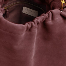 Carica l'immagine nel visualizzatore di Gallery, Coccinelle Lidia Suede Medium Berry/Berry - STANGA Pelletteria
