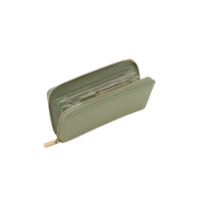 Carica l&#39;immagine nel visualizzatore di Gallery, Coccinelle Metallic Soft Zip Around Greenery - STANGA Pelletteria

