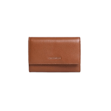 Carica l&#39;immagine nel visualizzatore di Gallery, Coccinelle Portafoglio Metallic Soft Cognac - STANGA Pelletteria
