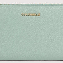 Carica l'immagine nel visualizzatore di Gallery, Coccinelle Portafoglio Zip Around Large Metallic Soft Aquamarine - STANGA Pelletteria

