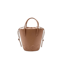 Carica l&#39;immagine nel visualizzatore di Gallery, Coccinelle Secchiello Myrtha Maxi Logo Medium Skin - STANGA Pelletteria
