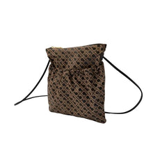 Carica l'immagine nel visualizzatore di Gallery, Gherardini Flat Crossbody Softy Toffee - STANGA Pelletteria
