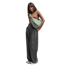 Carica l'immagine nel visualizzatore di Gallery, Got Bag Moon Bag Ruffle Bass - STANGA Pelletteria
