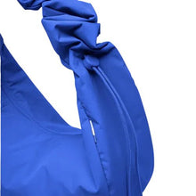 Carica l'immagine nel visualizzatore di Gallery, Got Bag Moon Bag Ruffle Cobalt - STANGA Pelletteria
