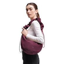 Carica l'immagine nel visualizzatore di Gallery, Got Bag Moon Bag Ruffle Kraken - STANGA Pelletteria
