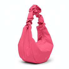 Carica l'immagine nel visualizzatore di Gallery, Got Bag Moon Bag Ruffle Salina Pink - STANGA Pelletteria
