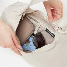 Carica l'immagine nel visualizzatore di Gallery, Got Bag T - Shape Bag Mini Soft Shell - STANGA Pelletteria
