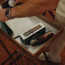 Carica l'immagine nel visualizzatore di Gallery, La Boucle Cintura Canterbury Chevron Brown/Beige - STANGA Pelletteria
