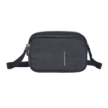 Carica l'immagine nel visualizzatore di Gallery, Mandarina Duck MD20 Camera Bag Doppia Zip Scarab - STANGA Pelletteria
