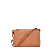 Carica l&#39;immagine nel visualizzatore di Gallery, Mandarina Duck Pochette MD20 Pumpink - STANGA Pelletteria
