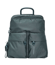 Carica l&#39;immagine nel visualizzatore di Gallery, Mandarina Duck Zaino Slim MD20 Pine Green - STANGA Pelletteria
