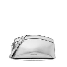 Carica l'immagine nel visualizzatore di Gallery, Micheal Kors Athena Clutchxbody Silver - STANGA Pelletteria
