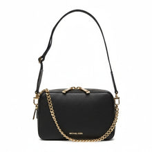 Carica l'immagine nel visualizzatore di Gallery, Micheal Kors Borsa A Tracolla Bryant Camera Xbody Black - STANGA Pelletteria
