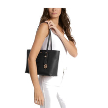 Carica l'immagine nel visualizzatore di Gallery, Micheal Kors Borsa Tote Quinn Medium Black - STANGA Pelletteria
