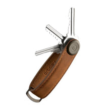 Carica l&#39;immagine nel visualizzatore di Gallery, Orbitkey Portachiavi Crazy Horse Chestnut Brown - STANGA Pelletteria
