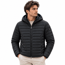 Carica l'immagine nel visualizzatore di Gallery, Piquadro Aero Quilt Piumino 100 Grammi Nero - STANGA Pelletteria
