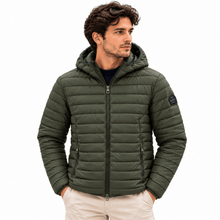 Carica l'immagine nel visualizzatore di Gallery, Piquadro Aero Quilt Piumino 100 Grammi Verde - STANGA Pelletteria
