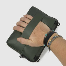 Carica l'immagine nel visualizzatore di Gallery, Piquadro Pochette Tessuto Gommato Verde/Lime - STANGA Pelletteria
