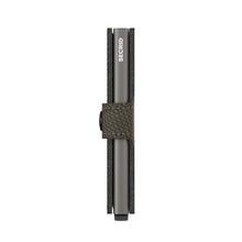 Carica l'immagine nel visualizzatore di Gallery, Secrid Miniwallet Carbon Khaki - STANGA Pelletteria

