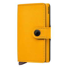 Carica l'immagine nel visualizzatore di Gallery, Secrid Miniwallet Yard Powder Ochre - STANGA Pelletteria
