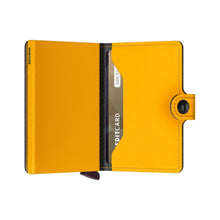 Carica l'immagine nel visualizzatore di Gallery, Secrid Miniwallet Yard Powder Ochre - STANGA Pelletteria
