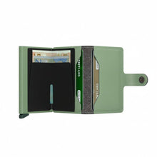 Carica l'immagine nel visualizzatore di Gallery, Secrid Miniwallet Yard Powder Pistachio - STANGA Pelletteria
