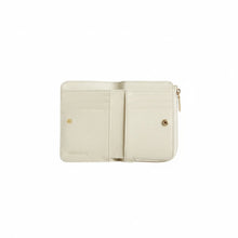 Carica l'immagine nel visualizzatore di Gallery, Portafoglio Coccinelle Metallic Pearl
