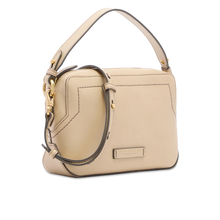 Carica l'immagine nel visualizzatore di Gallery, The Bridge Larissa Camera Case Butter - STANGA Pelletteria
