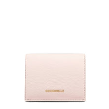 Carica l&#39;immagine nel visualizzatore di Gallery, Coccinelle Metallic Soft Wallet Small Creamy Pink - STANGA Pelletteria
