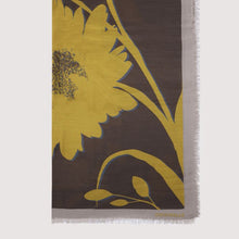 Carica l&#39;immagine nel visualizzatore di Gallery, Coccinelle Sciarpa Maxi Flower Multicolor Coffee - STANGA Pelletteria

