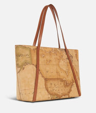 Carica l&#39;immagine nel visualizzatore di Gallery, Geo Classic Shopping bag con borchiette grande Alviero Martini 1^Classe - STANGA Pelletteria
