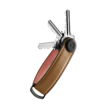Carica l&#39;immagine nel visualizzatore di Gallery, Orbitkey Portachiavi Leather Cocoa Rose - STANGA Pelletteria
