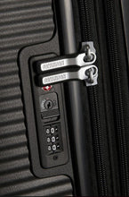 Carica l&#39;immagine nel visualizzatore di Gallery, Soundbox Trolley Espandibile (4 ruote) 77cm American Tourister - STANGA Pelletteria
